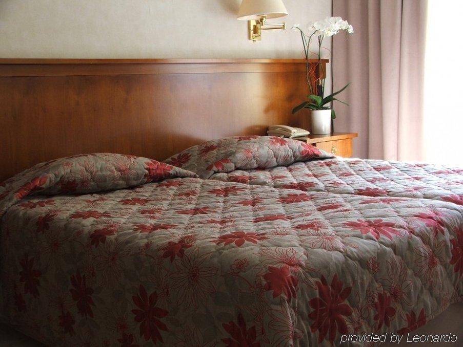 Hotel Diana Vence Phòng bức ảnh